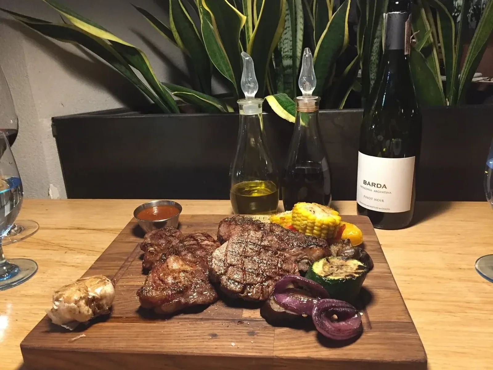 BEEF Meat & Wine