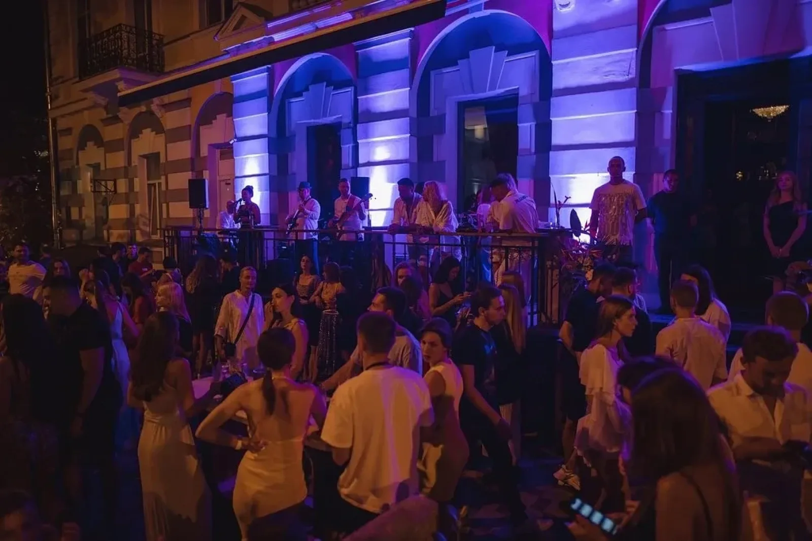 Flacon Bar