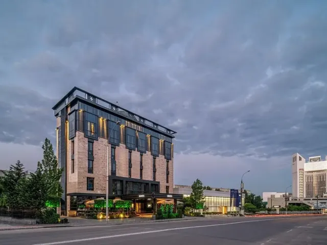 BERD'S Hotel