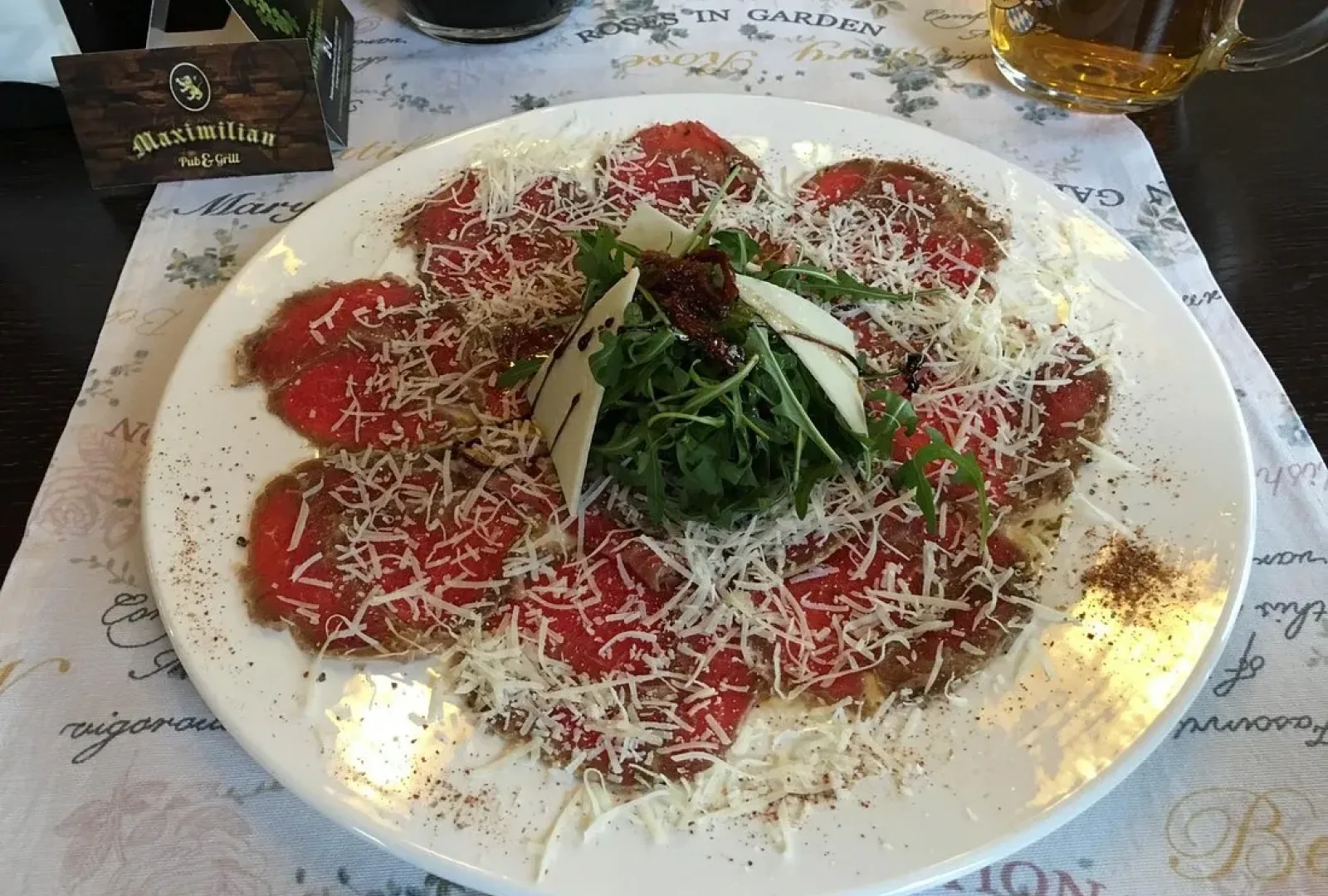 Maximilian Pub & Grill